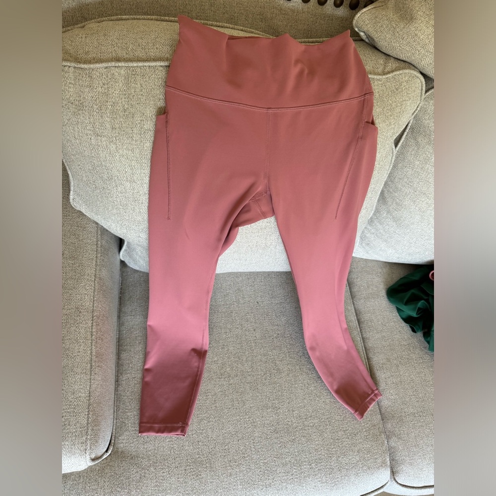 LULULEMON SET SIZE 8